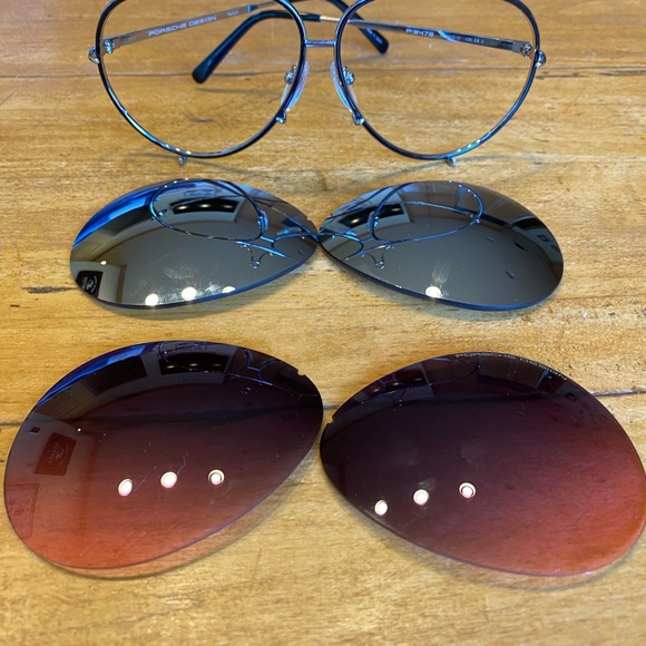 Like new sunglasses worn 3 times. - Picture 3 of 5